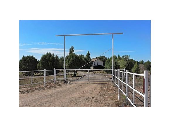 1475 West Gunsite Road Paulden, AZ 86334 - Photo 2 of 24 Additional Photo