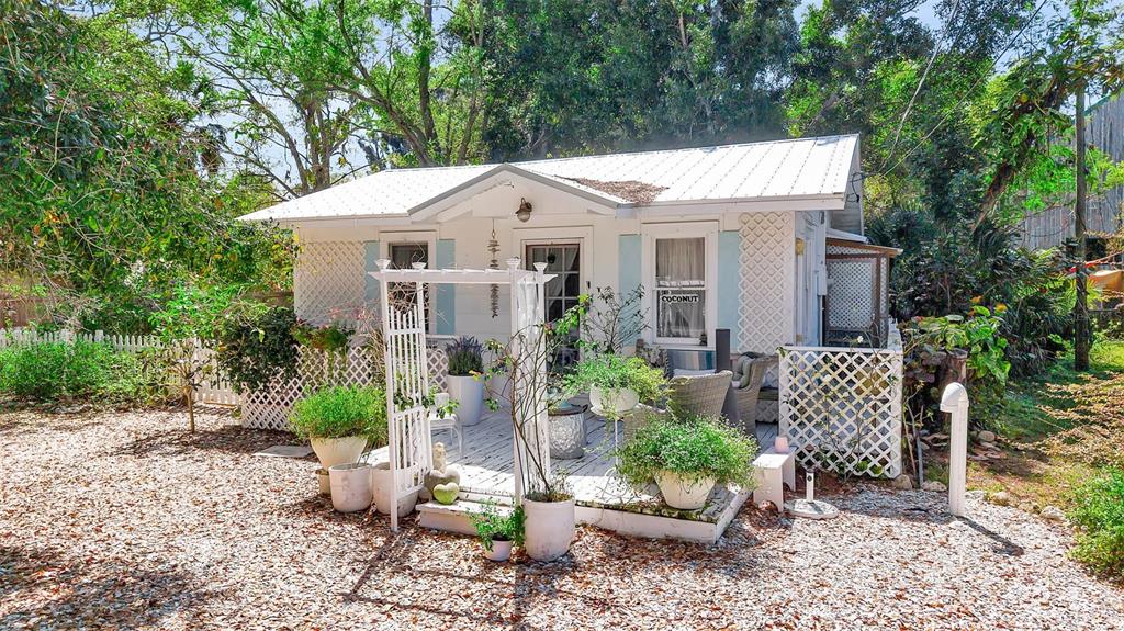 2562 Ashton Road Sarasota, FL 34231 - Photo 29 of 30