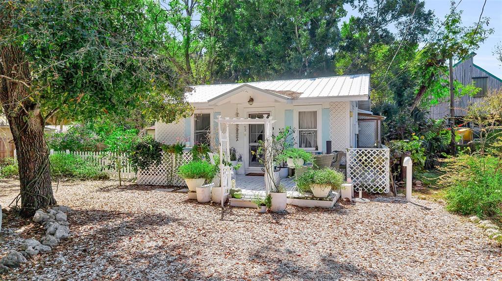 2562 Ashton Road Sarasota, FL 34231 - Photo 30 of 30