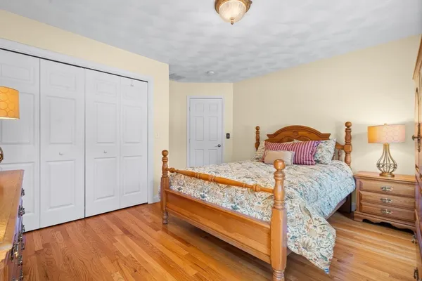 $1,249,900 | 3 Archambault Way, Chelmsford, MA 01824