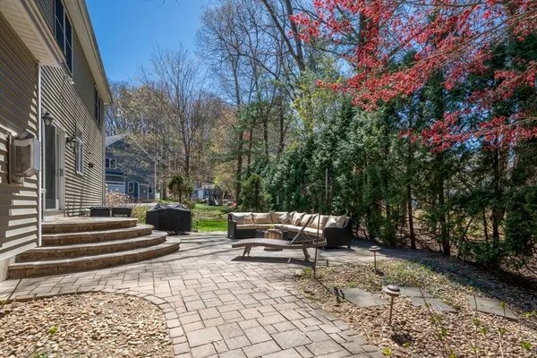 $1,249,900 | 3 Archambault Way, Chelmsford, MA 01824