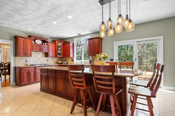 $1,249,900 | 3 Archambault Way, Chelmsford, MA 01824