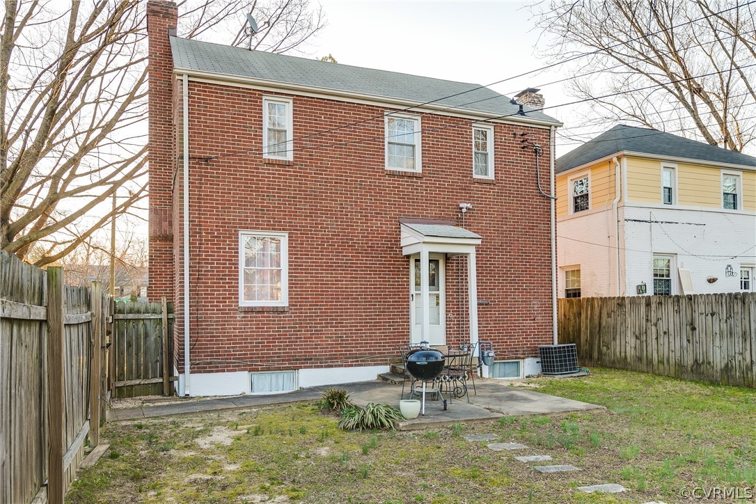 3910 Brook Road Richmond, VA 23227 - Photo 15 of 16