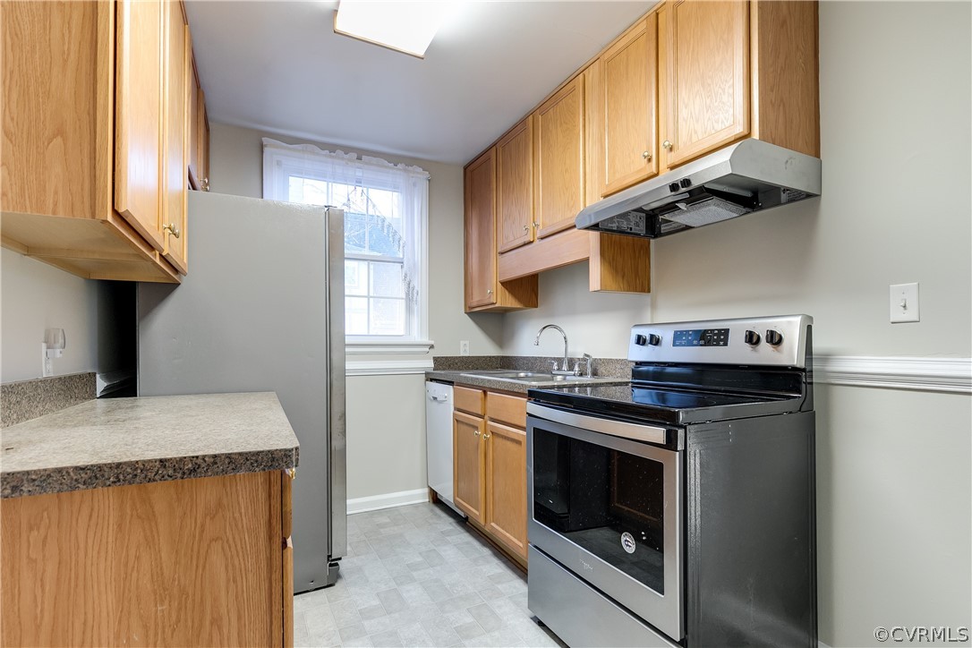 3910 Brook Road Richmond, VA 23227 - Photo 6 of 16