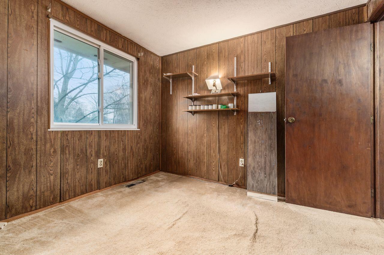 6507 Bartlett Road Reynoldsburg, OH 43068 - Photo 16 of 24 S_-_6507_Bartlett_Ct_-_051