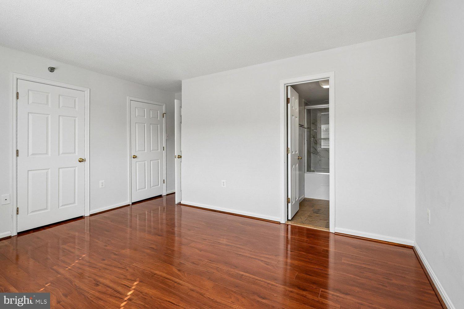 1301 North Courthouse Road, Unit 1607 Arlington, VA 22201 - Photo 17 of 44 Primary Bedroom