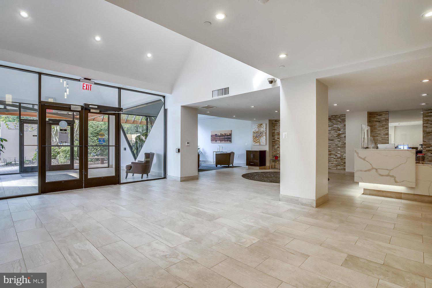 1301 North Courthouse Road, Unit 1607 Arlington, VA 22201 - Photo 26 of 44 Woodbury Heights Lobby