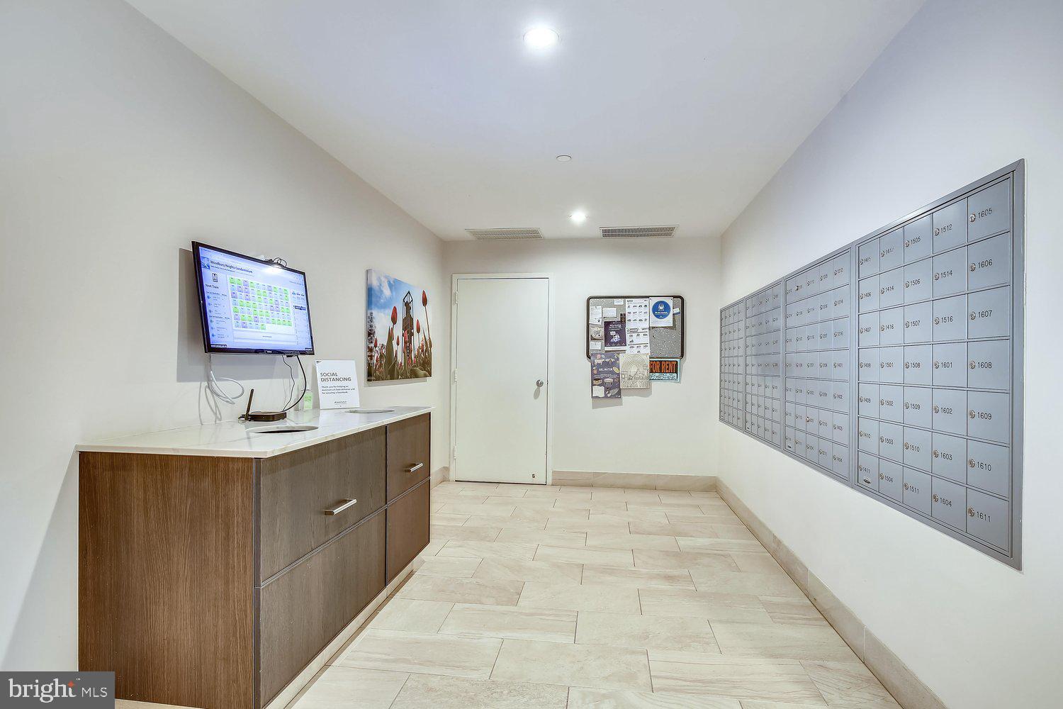 1301 North Courthouse Road, Unit 1607 Arlington, VA 22201 - Photo 31 of 44 Woodbury Heights Mail