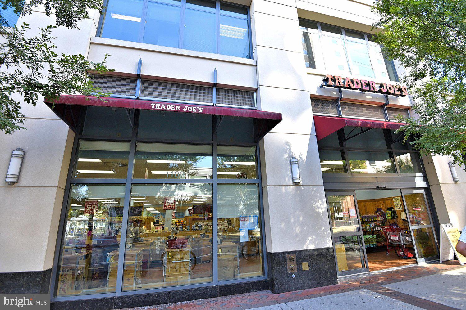 1301 North Courthouse Road, Unit 1607 Arlington, VA 22201 - Photo 42 of 44 Trader Joe's