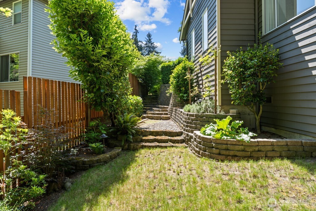 15732 111th Avenue Northeast Bothell, WA 98011 - Photo 36 of 40