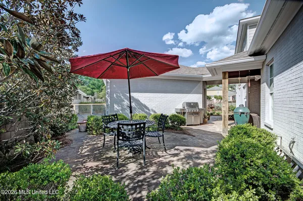 $561,000 | 1 Fondren Green Circle, Jackson, MS 39216