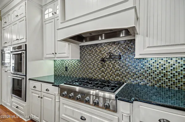 $561,000 | 1 Fondren Green Circle, Jackson, MS 39216