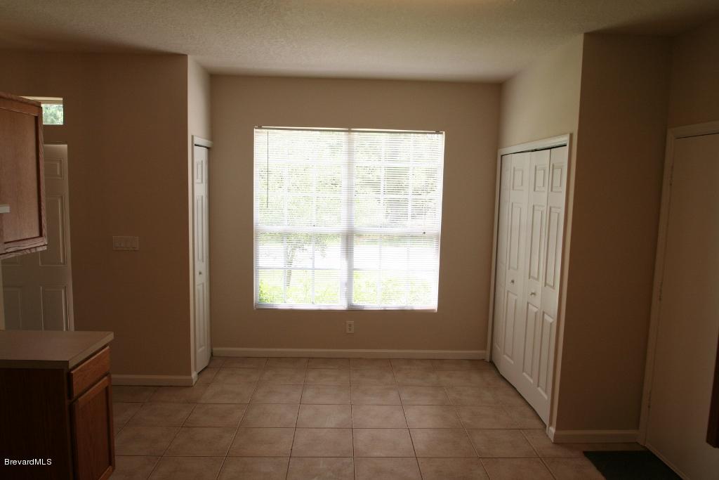 1421 Hanscom Road Southwest Palm Bay, FL 32908 - Photo 4 of 8 Breakfast Nook