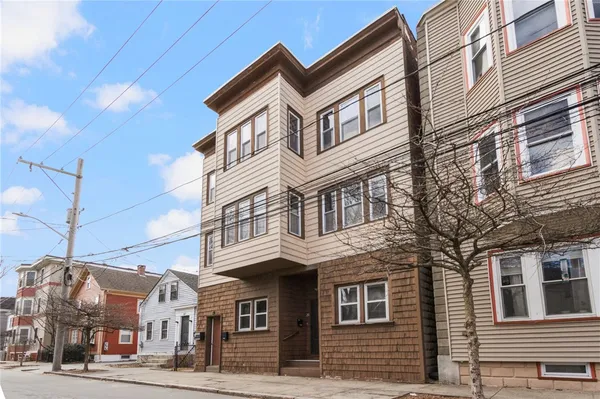 $680,000 | 25 Kenyon Street, Providence, RI 02903
