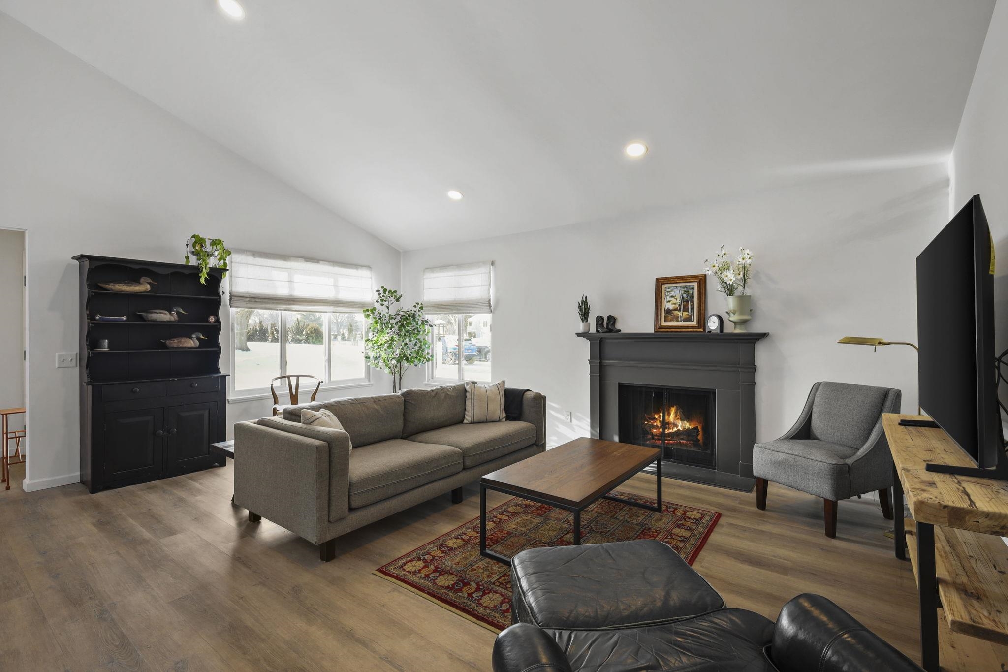 12 Red Cedar Trail Madison, WI 53717 - Photo 4 of 37