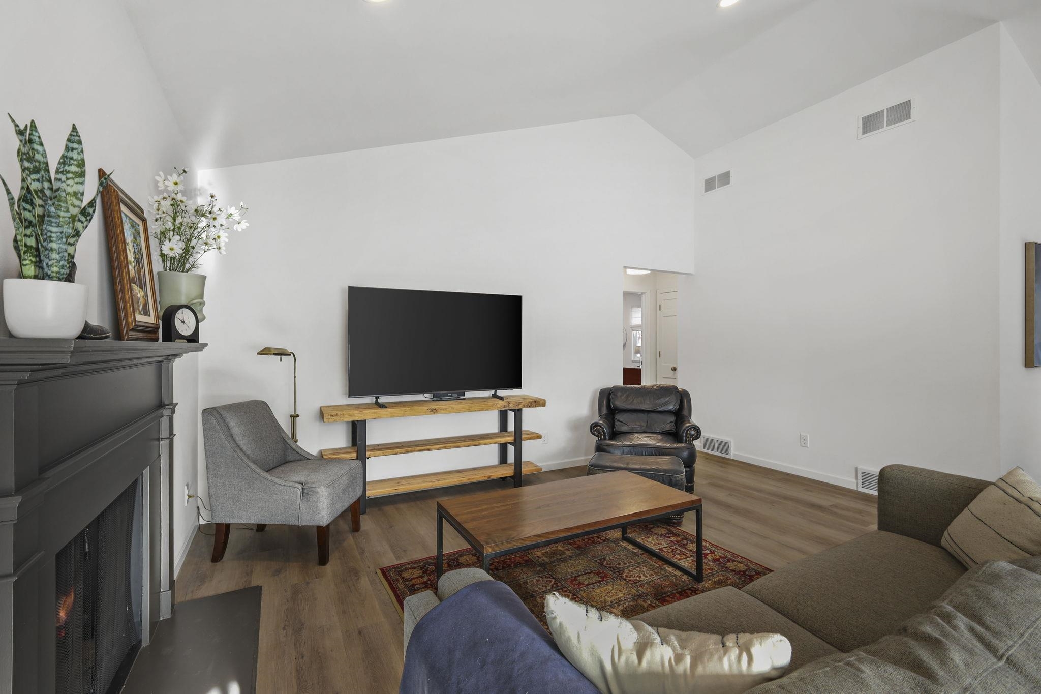 12 Red Cedar Trail Madison, WI 53717 - Photo 5 of 37