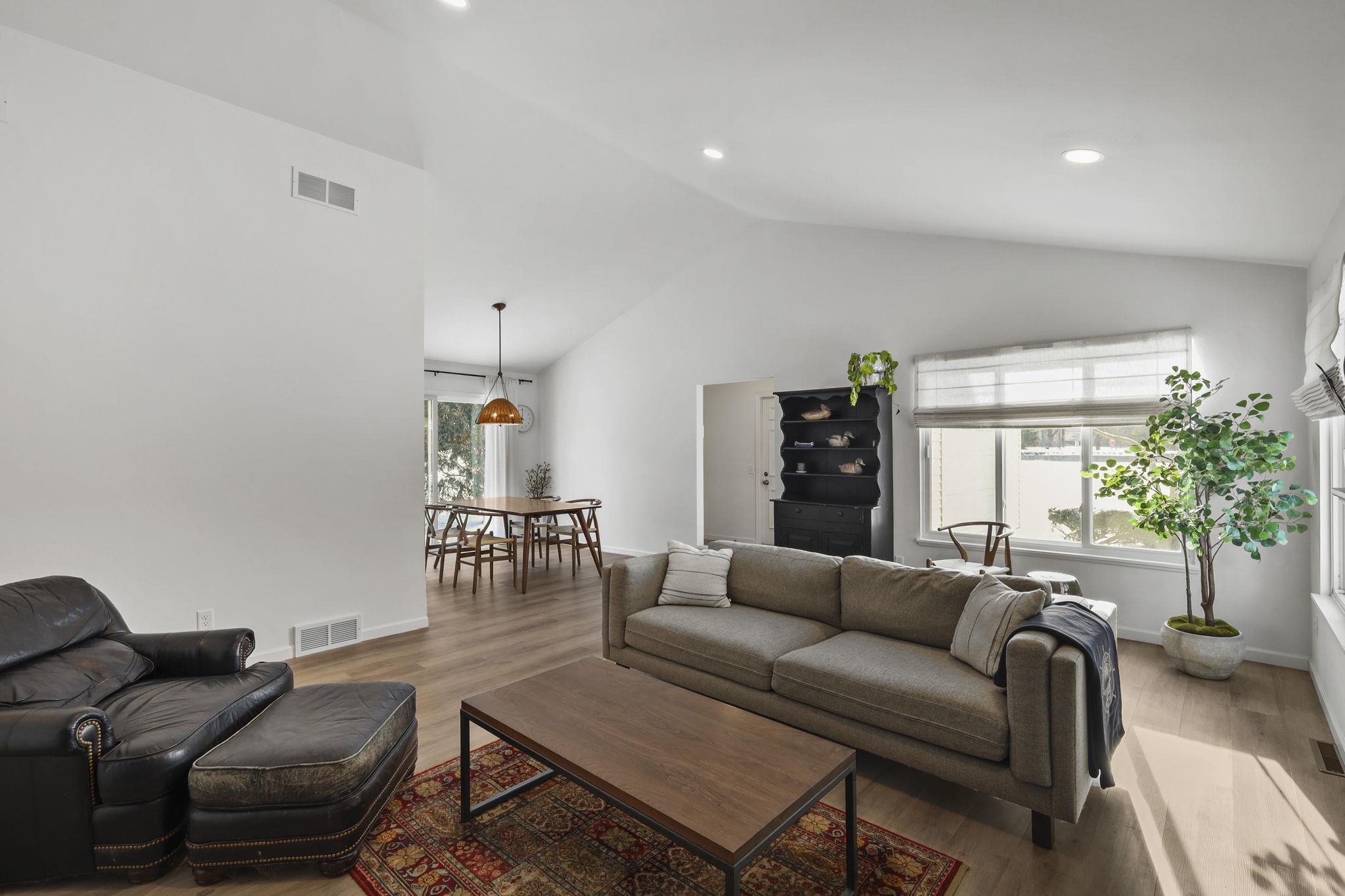 12 Red Cedar Trail Madison, WI 53717 - Photo 7 of 37