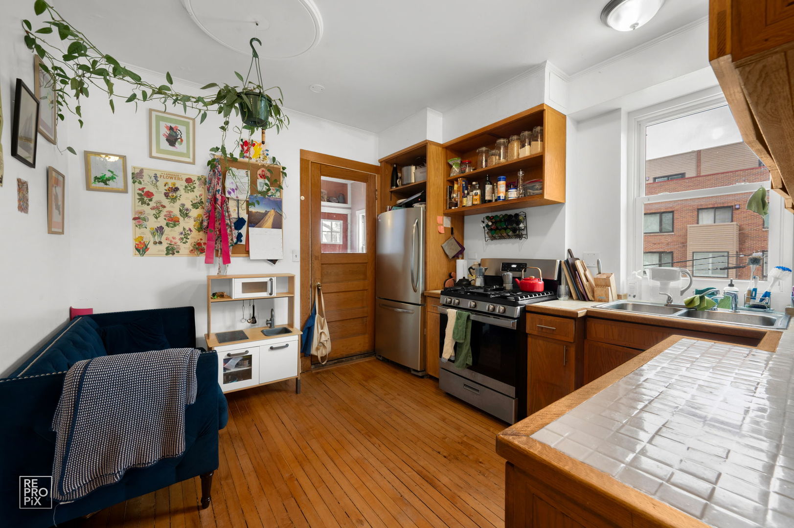 701 Reba Place Evanston, IL 60202 - Photo 13 of 20