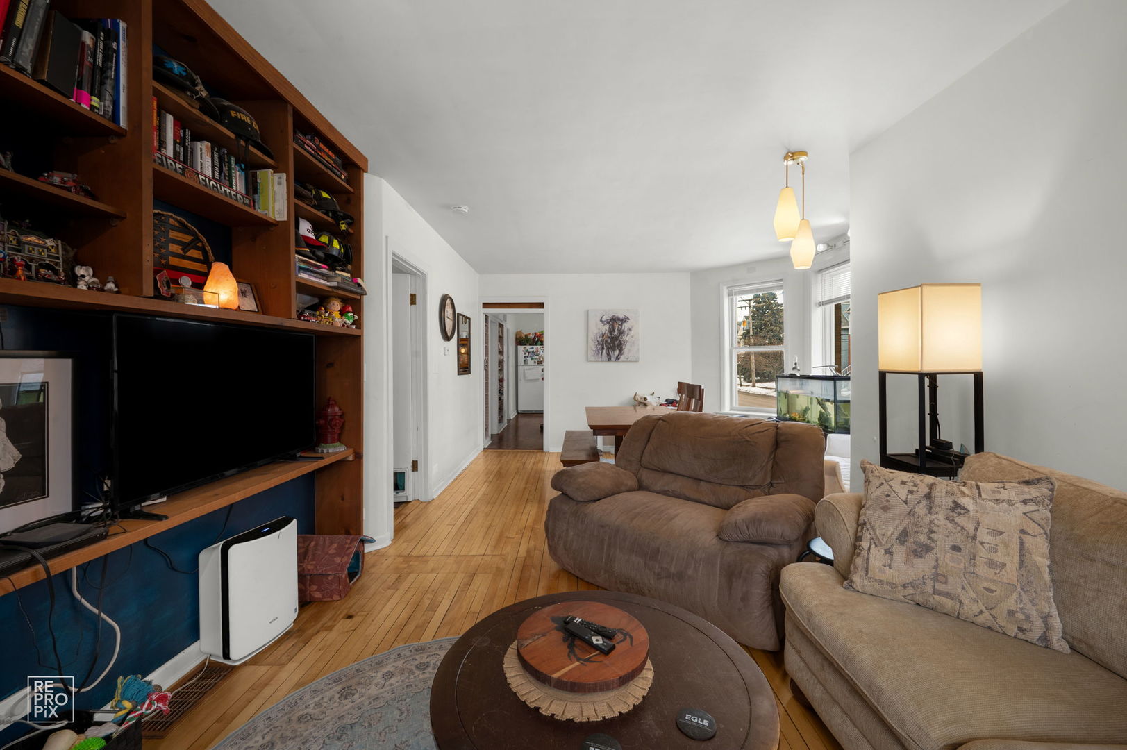 701 Reba Place Evanston, IL 60202 - Photo 2 of 20