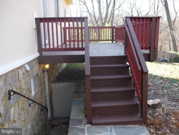 5224 Inverchapel Road Springfield, VA 22151 - Photo 4 of 30 a view of entryway