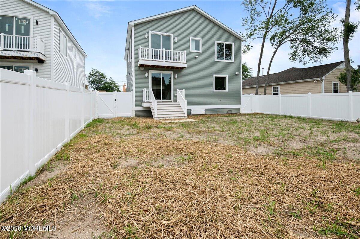 557 Lillie Road Toms River, NJ 08753 - Photo 3 of 47 47-DSC_7952