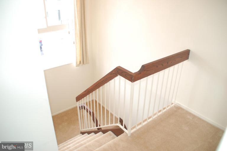 3031 Sugar Lane Vienna, VA 22181 - Photo 17 of 25 Interior (General)