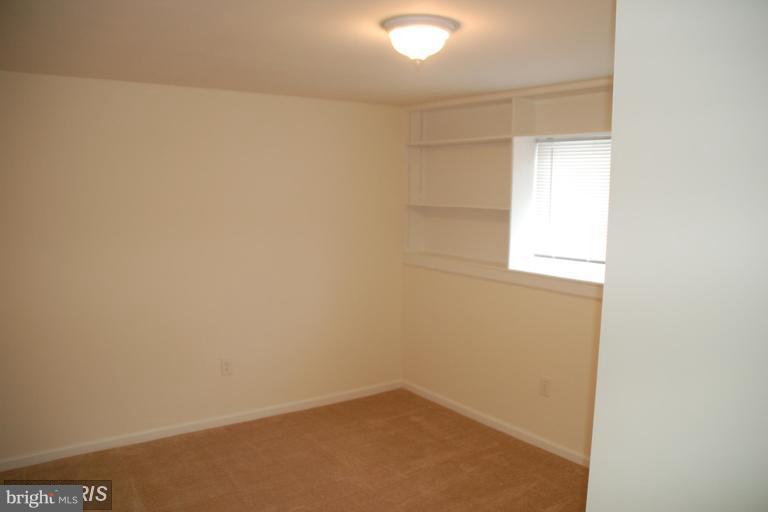 3031 Sugar Lane Vienna, VA 22181 - Photo 23 of 25 Bedroom