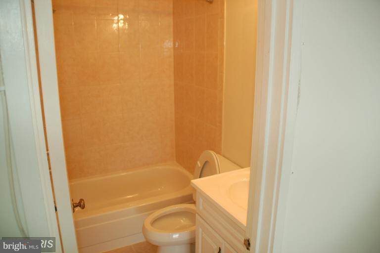 3031 Sugar Lane Vienna, VA 22181 - Photo 25 of 25 Bath