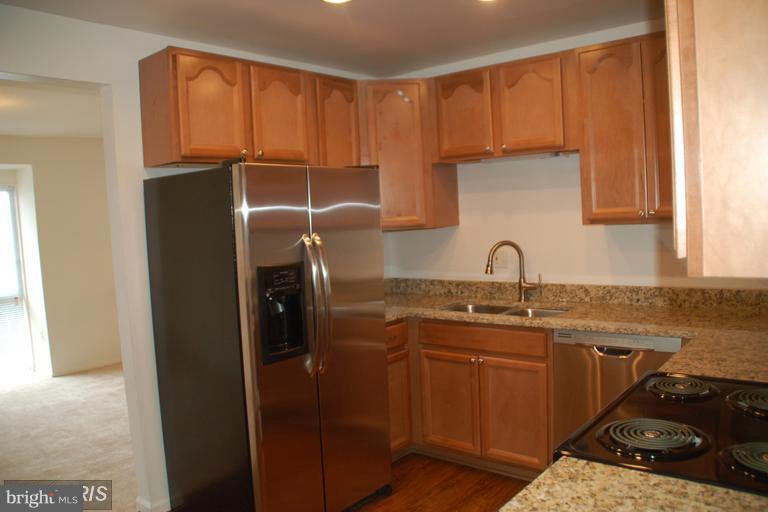 3031 Sugar Lane Vienna, VA 22181 - Photo 4 of 25 Kitchen