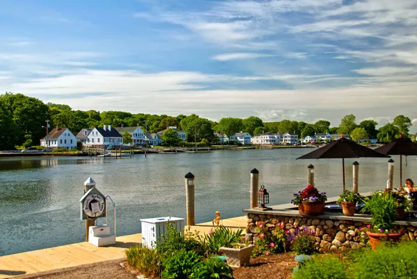 $1,895,000 | 32 East Main Street, Stonington, CT 06355