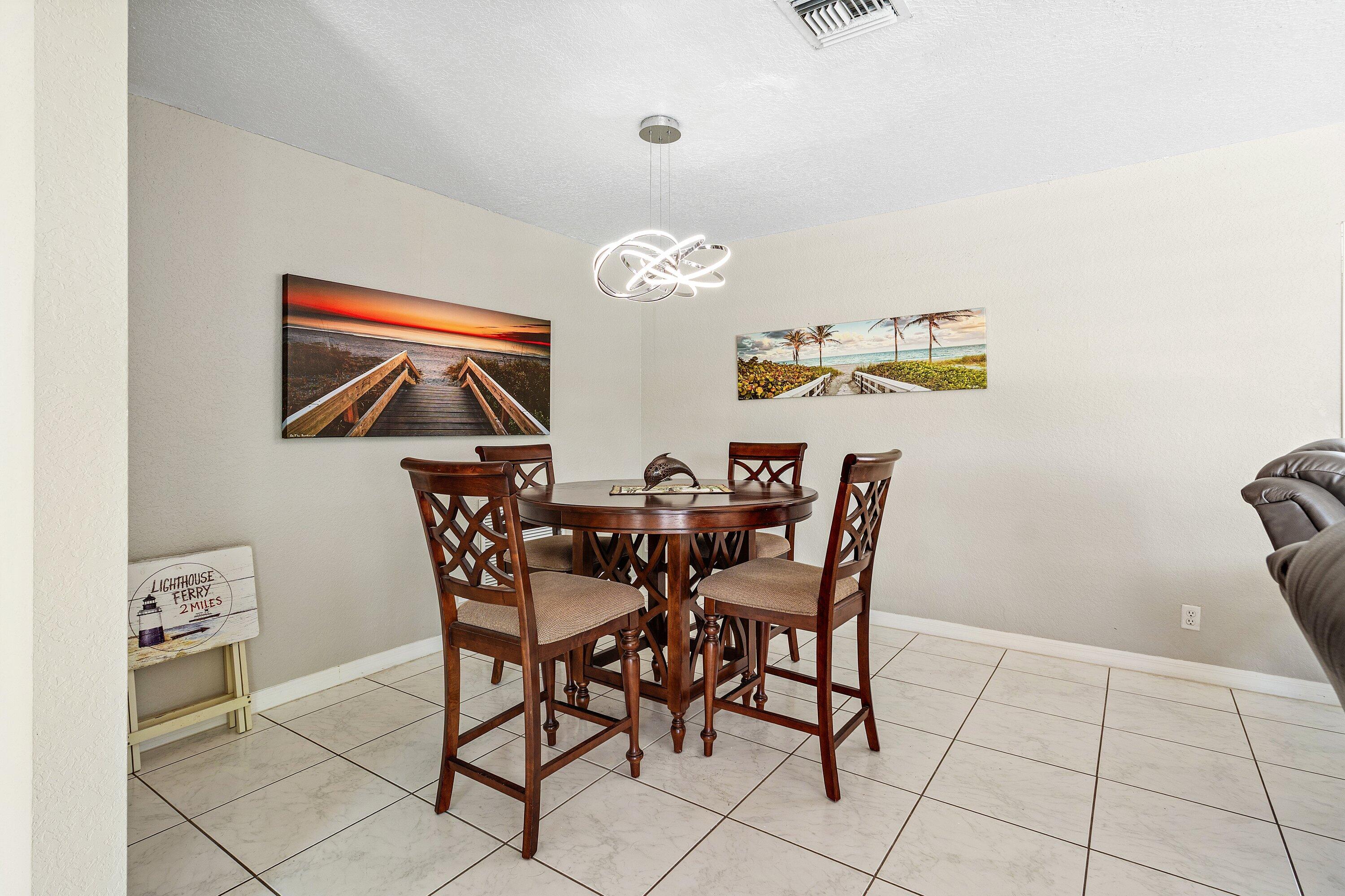 598 West Palmetto Park Road Boca Raton, FL 33486 - Photo 11 of 46 010-598WestPalmettoParkRoad-BocaRaton-FL