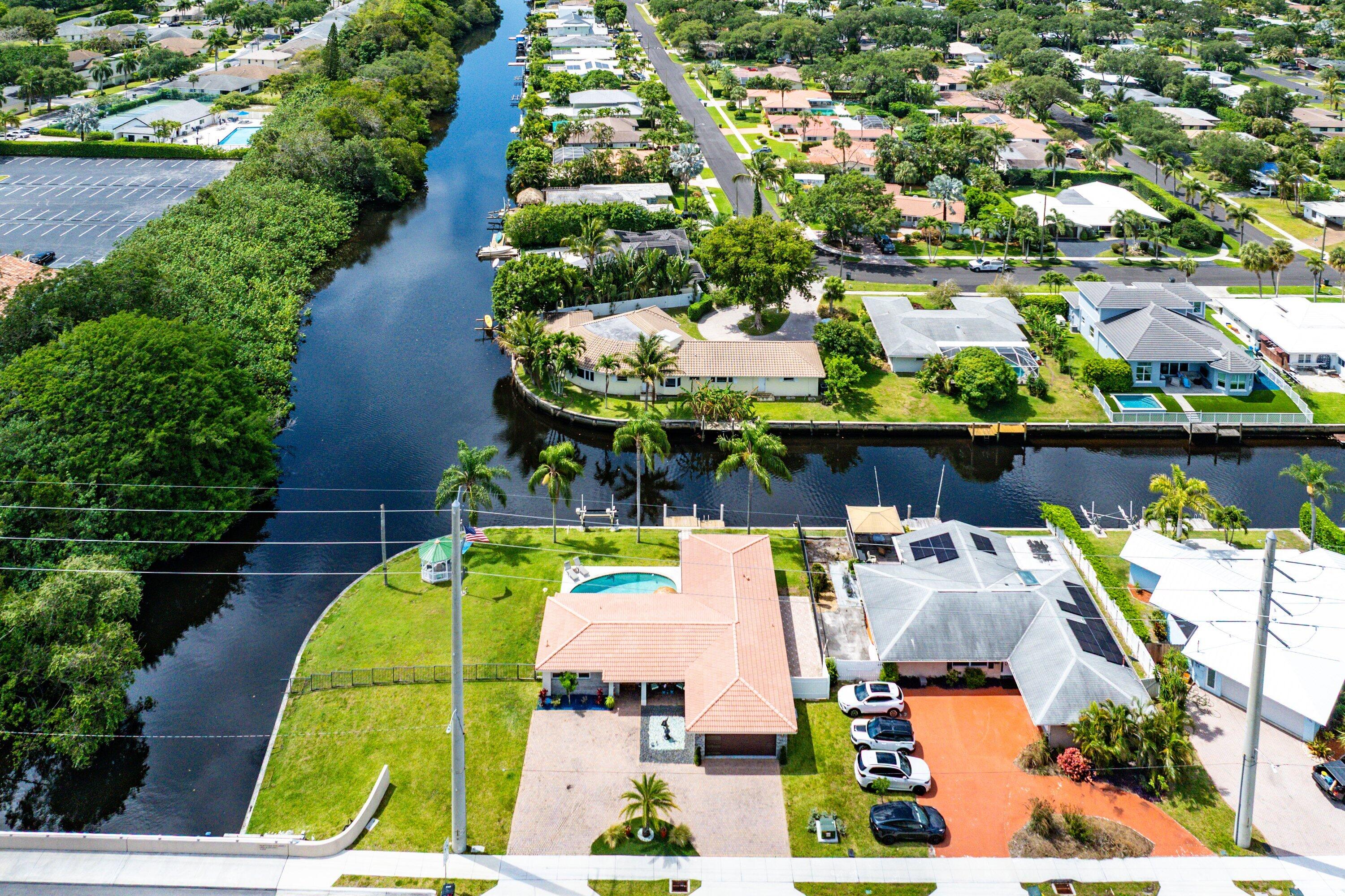 598 West Palmetto Park Road Boca Raton, FL 33486 - Photo 37 of 46 037-598WestPalmettoParkRoad-BocaRaton-FL