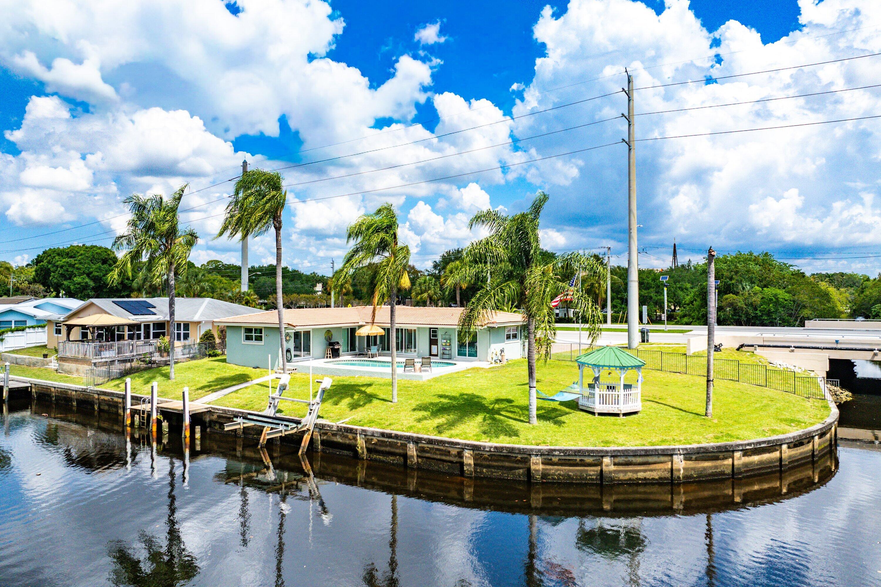 598 West Palmetto Park Road Boca Raton, FL 33486 - Photo 40 of 46 042-598WestPalmettoParkRoad-BocaRaton-FL