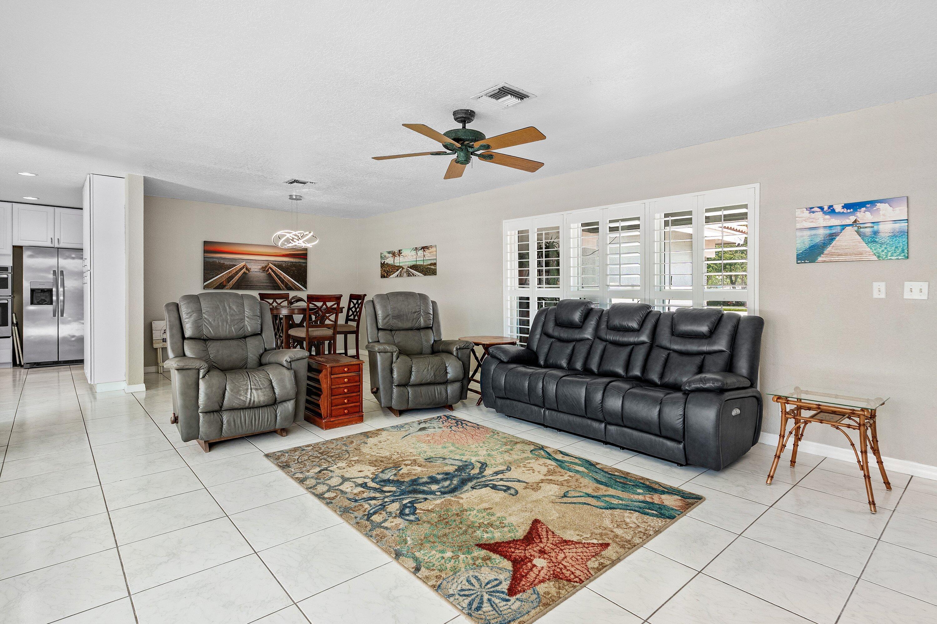598 West Palmetto Park Road Boca Raton, FL 33486 - Photo 7 of 46 007-598WestPalmettoParkRoad-BocaRaton-FL