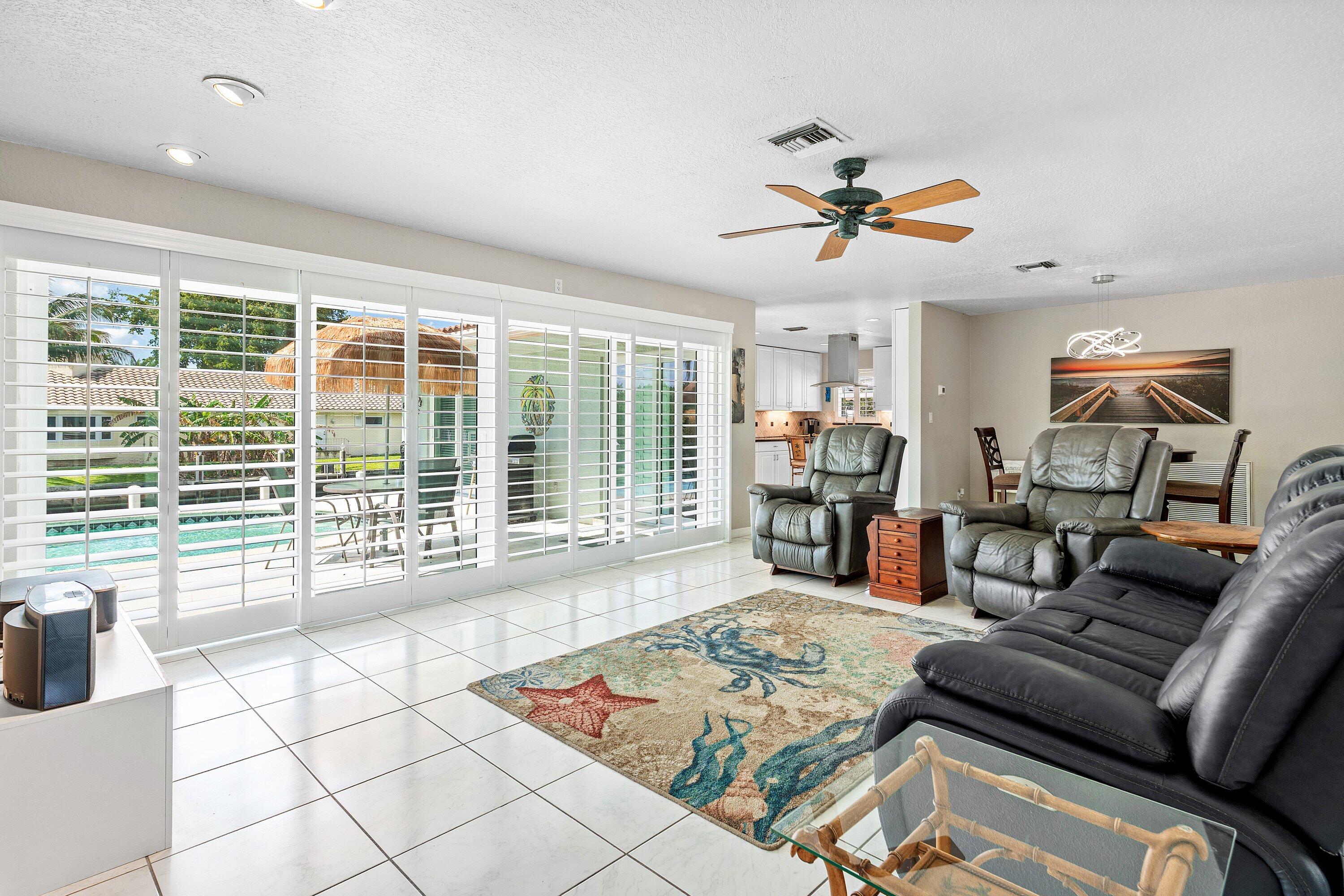 598 West Palmetto Park Road Boca Raton, FL 33486 - Photo 8 of 46 006-598WestPalmettoParkRoad-BocaRaton-FL
