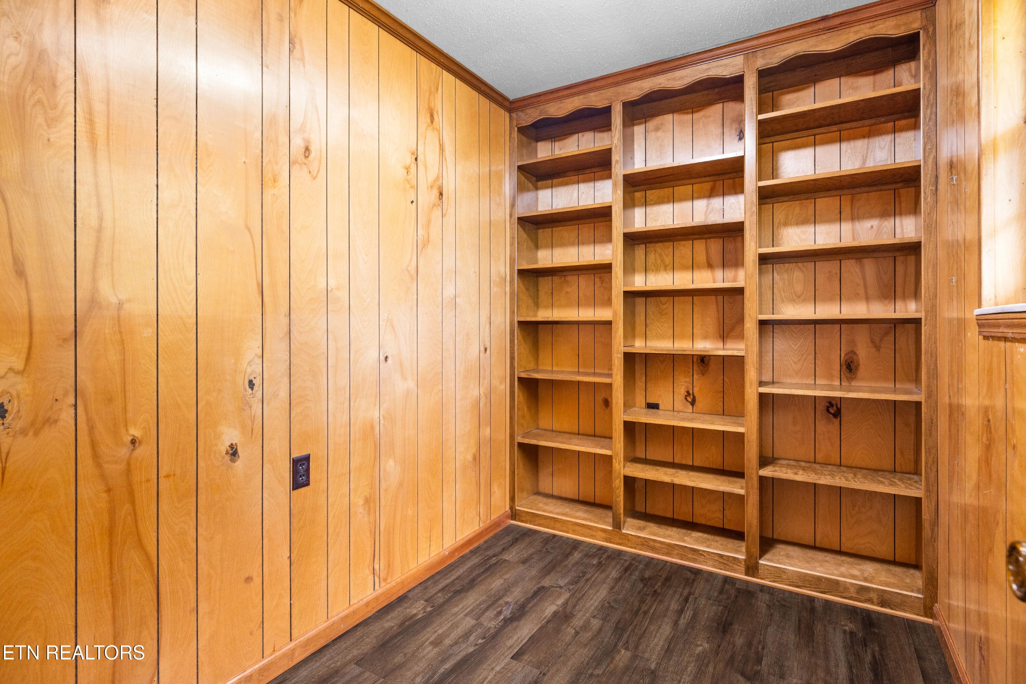 804 Chilhowee View Road Maryville, TN 37803 - Photo 25 of 38 a view of wooden floor and windows in a room