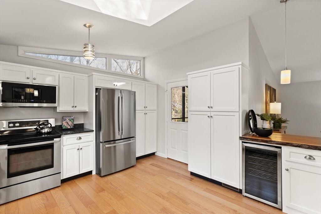 16 Ledgewood Road Manchester, MA 01944 - Photo 14 of 37 Gallery Image 14