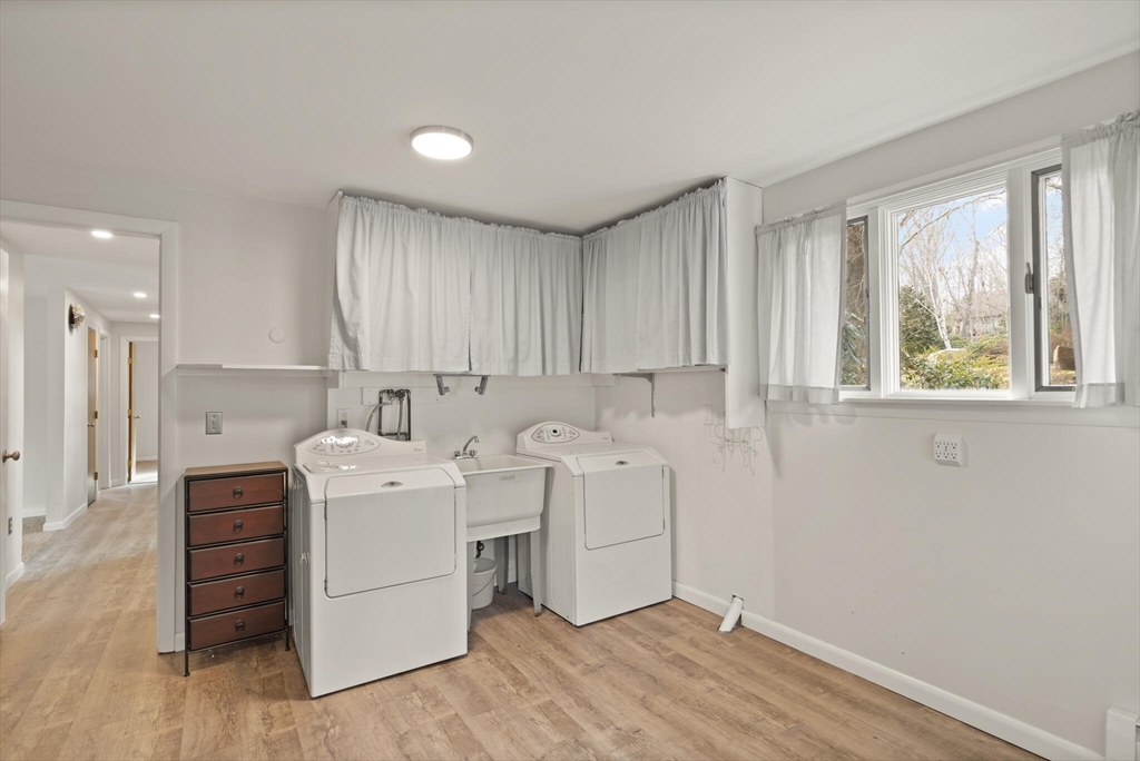 16 Ledgewood Road Manchester, MA 01944 - Photo 30 of 37 Gallery Image 30