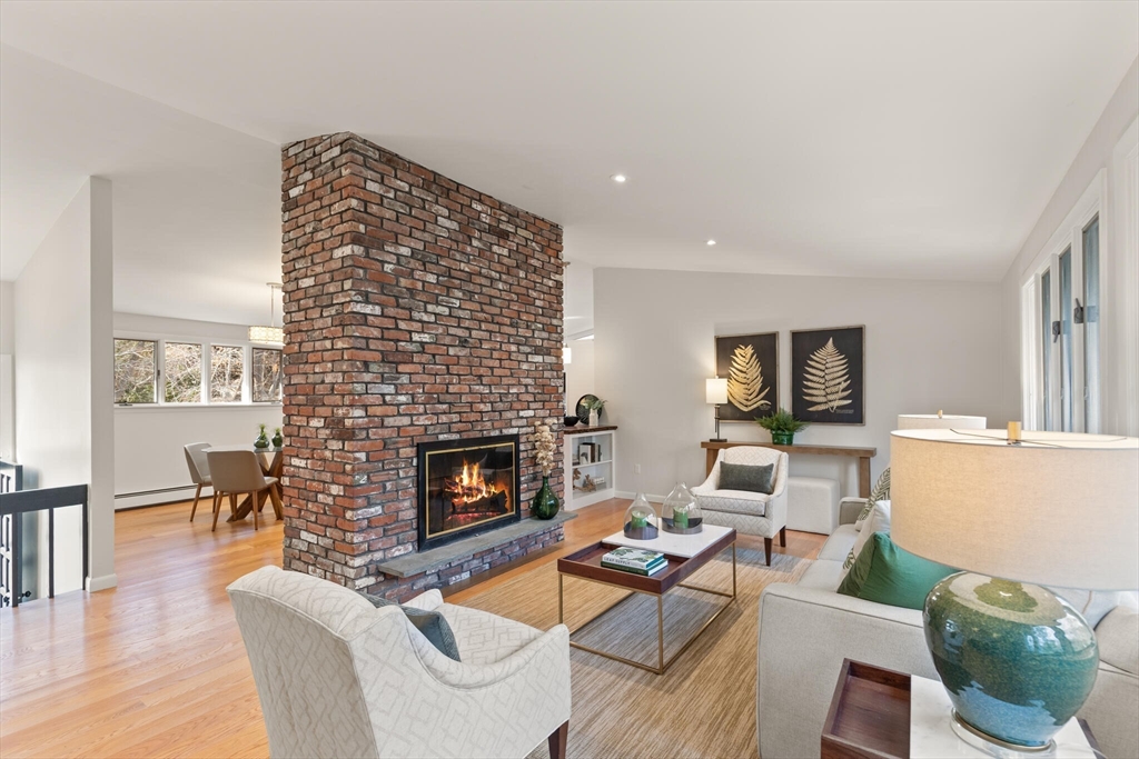 16 Ledgewood Road Manchester, MA 01944 - Photo 3 of 37 Gallery Image 3