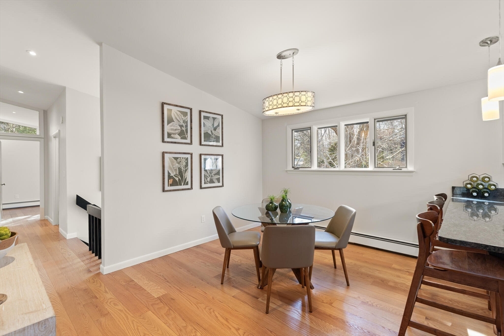 16 Ledgewood Road Manchester, MA 01944 - Photo 8 of 37 Gallery Image 8