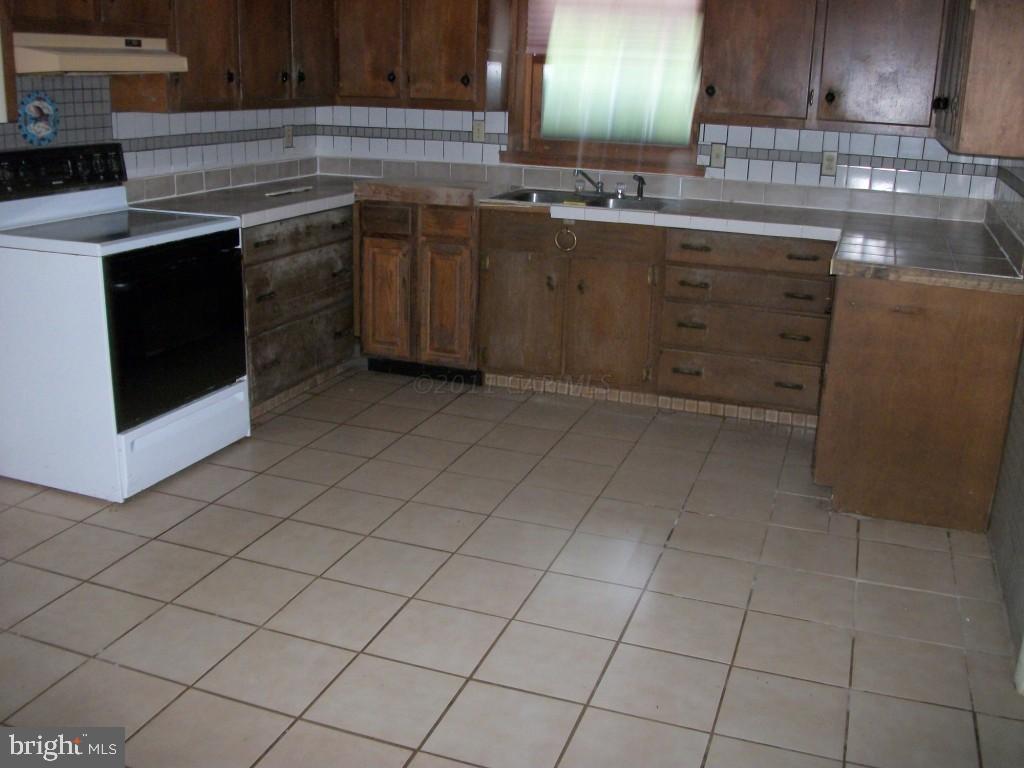 27528 Fairmount Road Westover, MD 21871 - Photo 2 of 9 Gallery Image 2