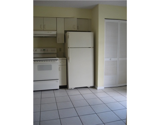 9112 Southwest 21st Court, Unit E Boca Raton, FL 33428 - Photo 3 of 9 Additional Photo