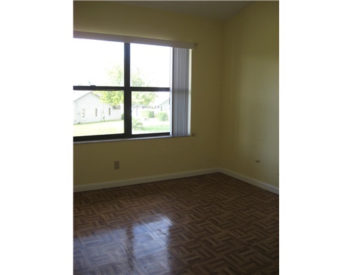 9112 Southwest 21st Court, Unit E Boca Raton, FL 33428 - Photo 6 of 9 Additional Photo