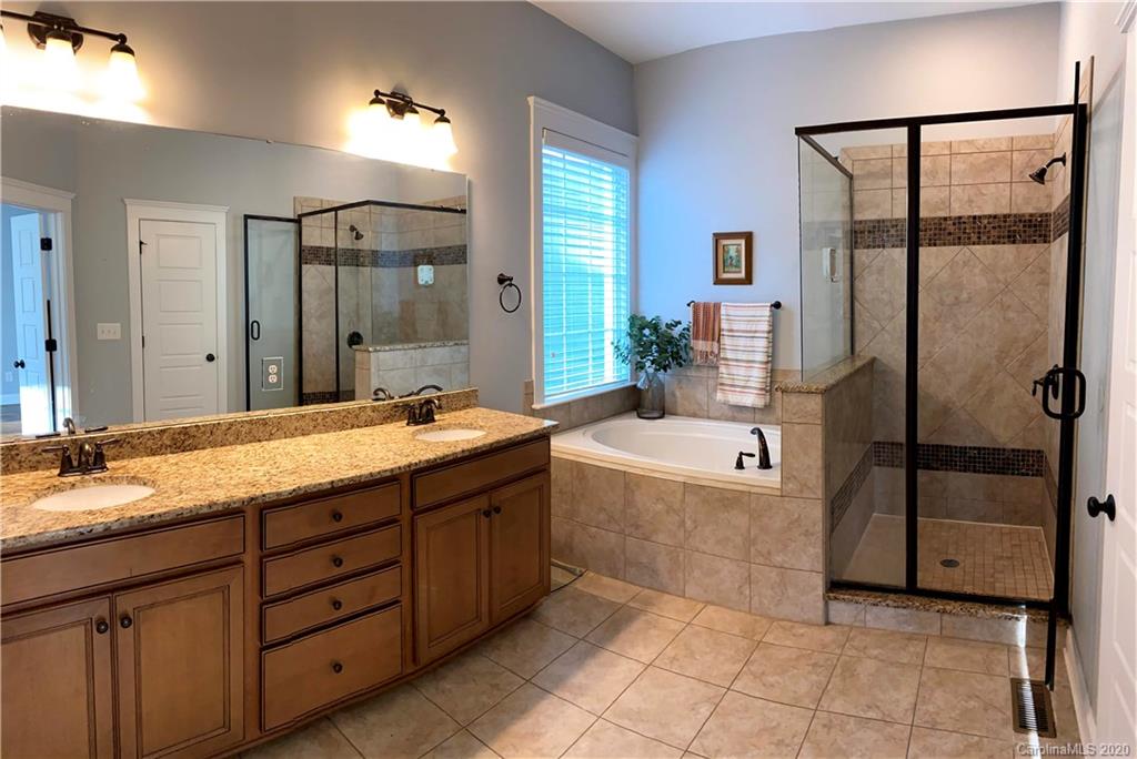 5583 Morris Hunt Drive Fort Mill, SC 29708 - Photo 12 of 24 Gallery Image 12
