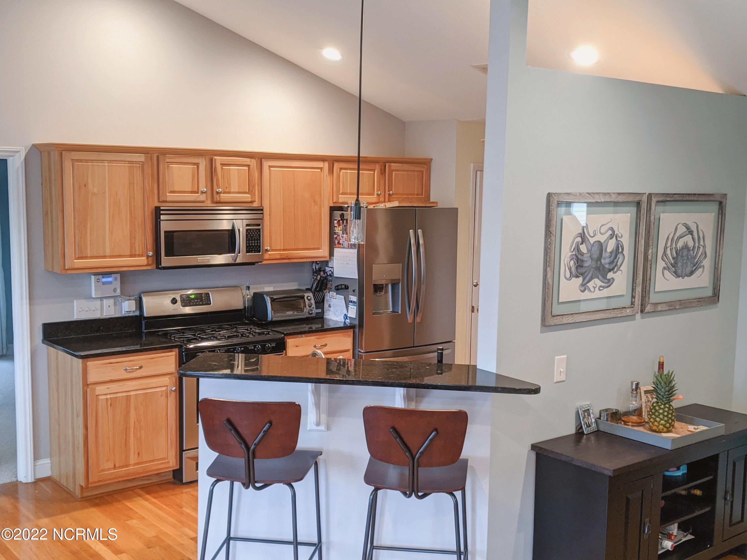 596 Pirate Cove Road Washington, NC 27889 - Photo 20 of 64 596 kitchen