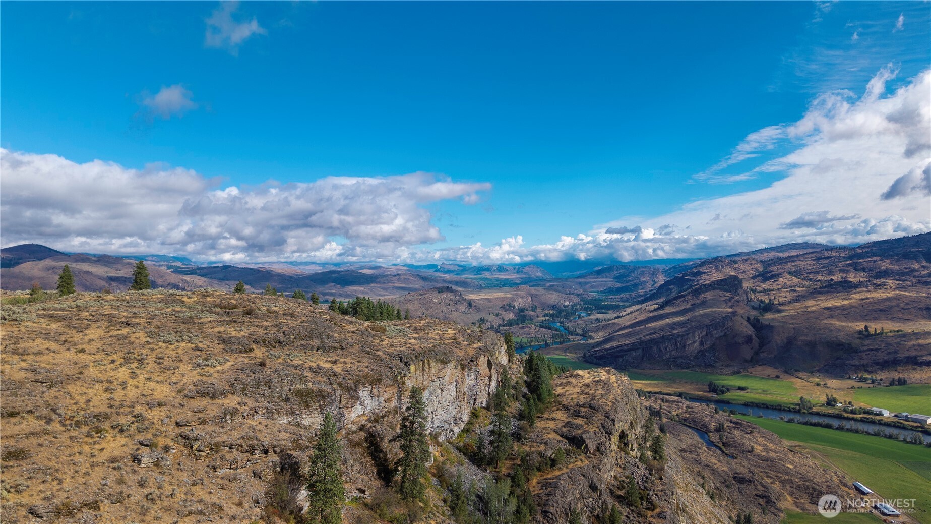 0 Tbd Pharr Out - 16 Way Riverside, WA 98849 - Photo 5 of 8 a view of a yard with a wooden fence