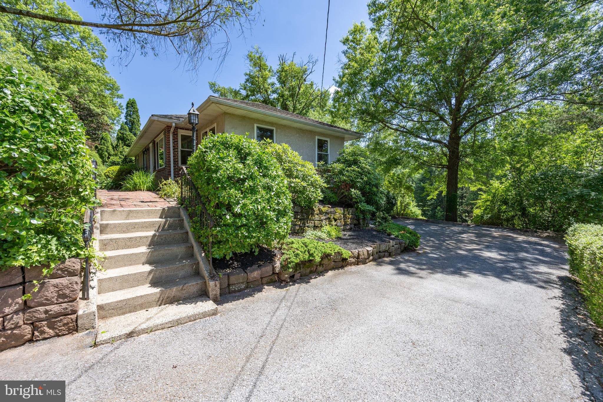 860 Temple Road Pottstown, PA 19465 - Photo 35 of 70 Steps to Front door