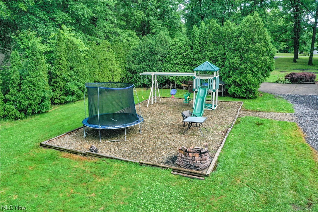 942 Prentice Road Northwest Warren, OH 44481 - Photo 17 of 22