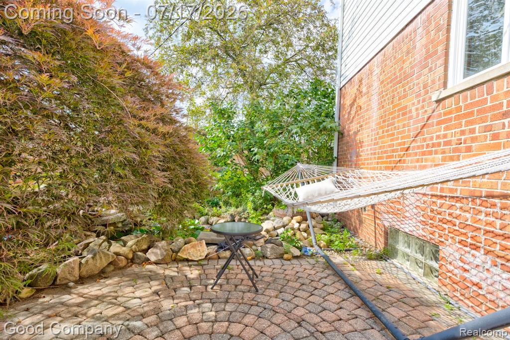 53625 Shelby Road Utica, MI 48316 - Photo 58 of 67 Gallery Image 58