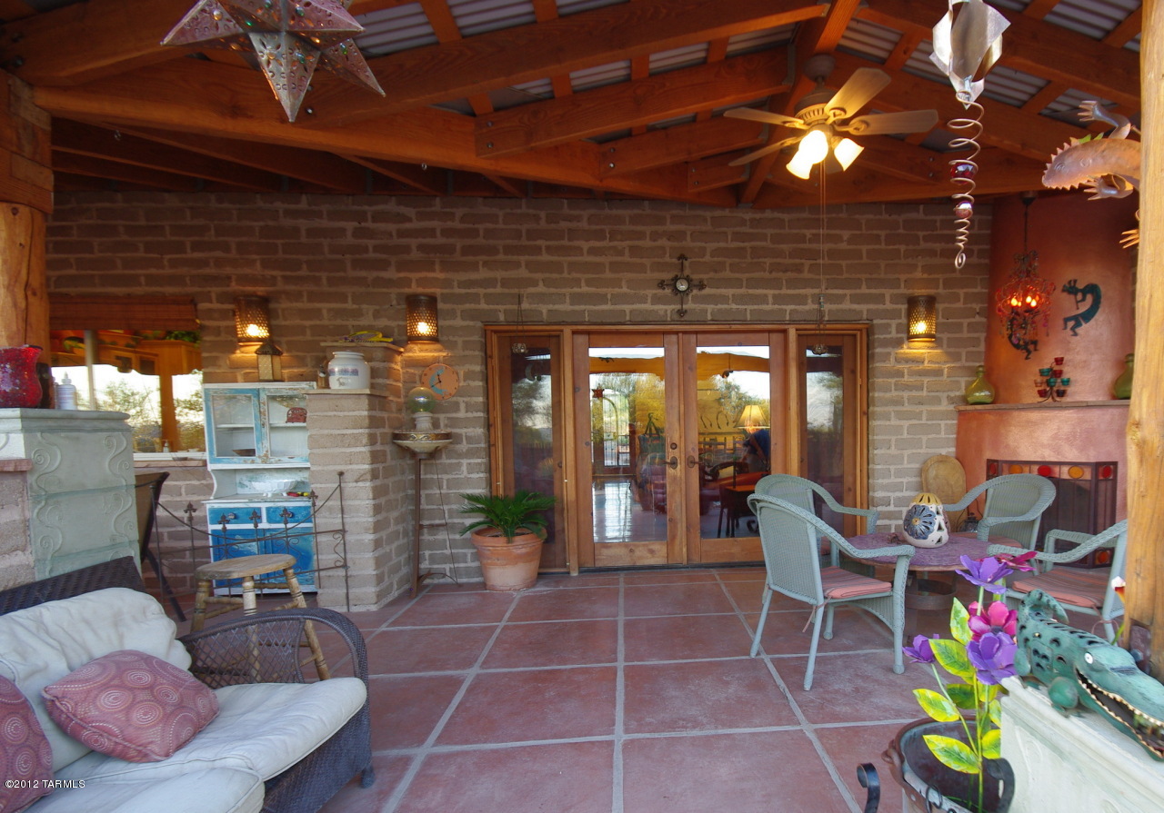 2525 West Glover Road Tucson, AZ 85742 - Photo 32 of 34